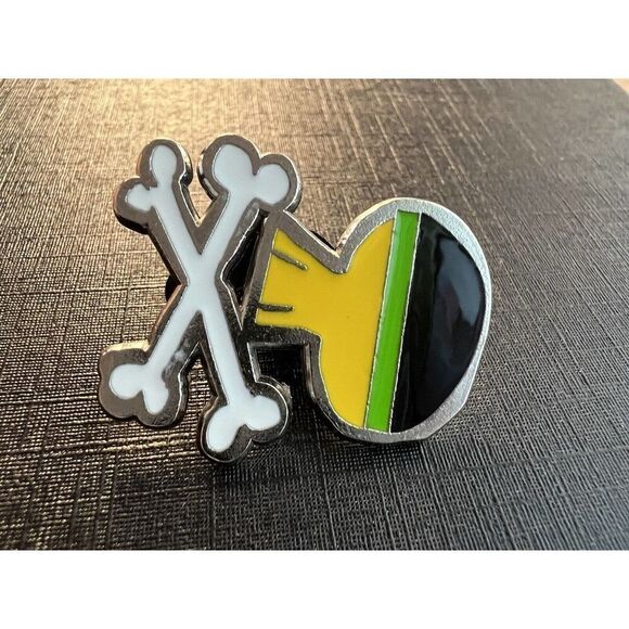 Disney Trading Pin Pluto Sugar Skull and Crossbones - Picture 2 of 6